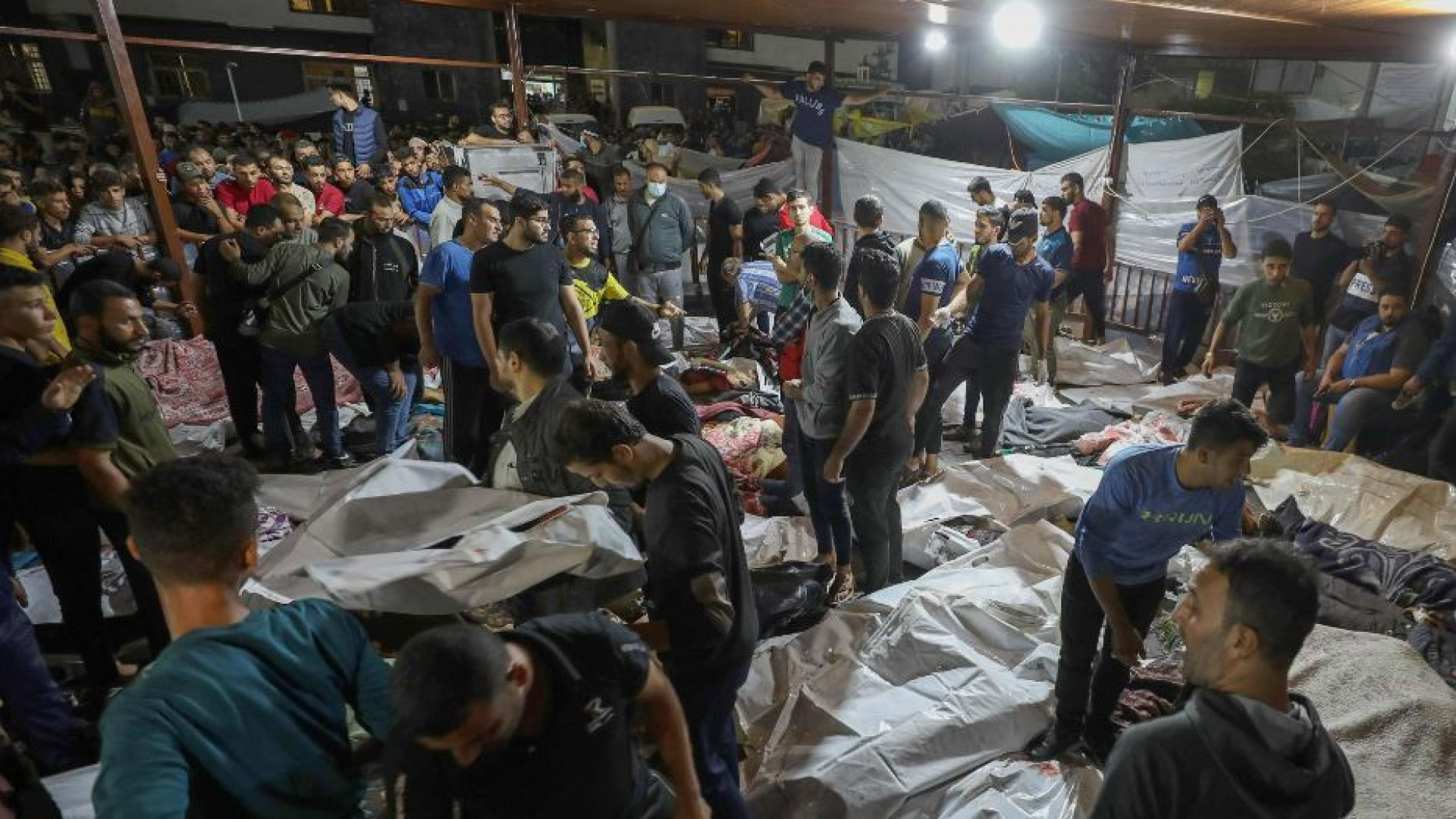 Strage in un ospedale a Gaza. Scambio di accuse tra Hamas e Israele