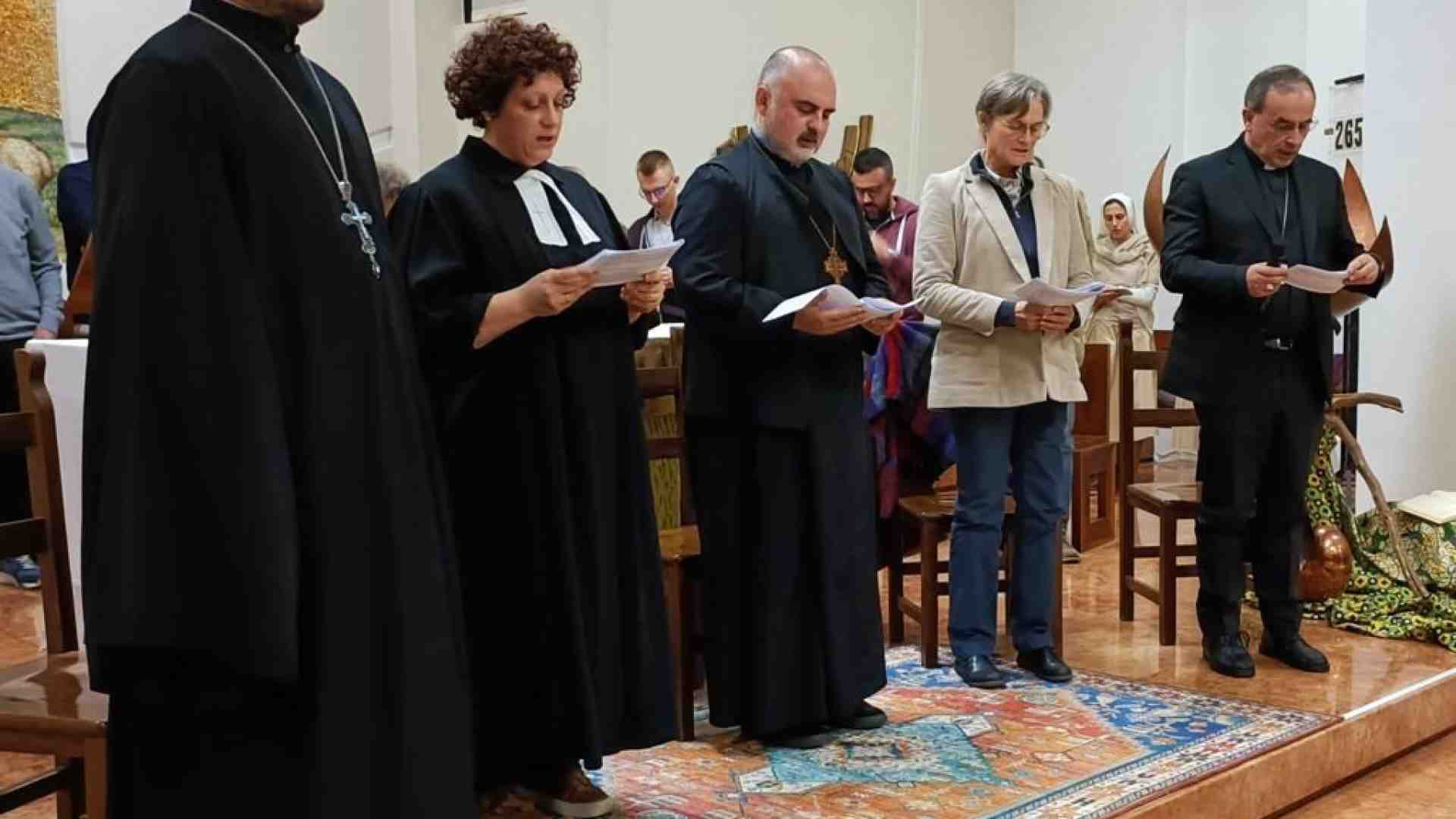 «Chiediamo al Dio della vita il dono della pace»