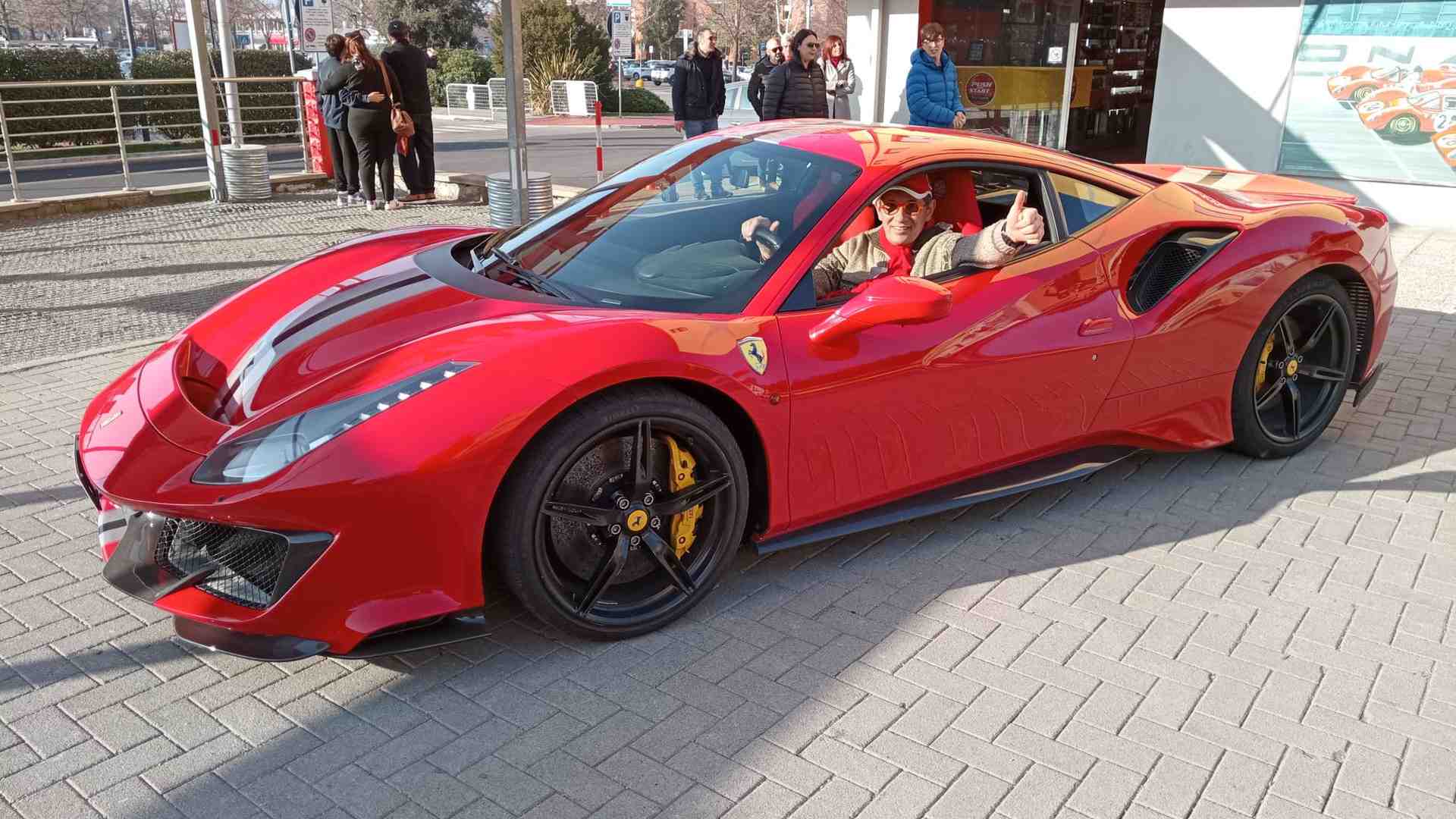 «Come una Ferrari ho affrontato tutte le curve della mia vita»