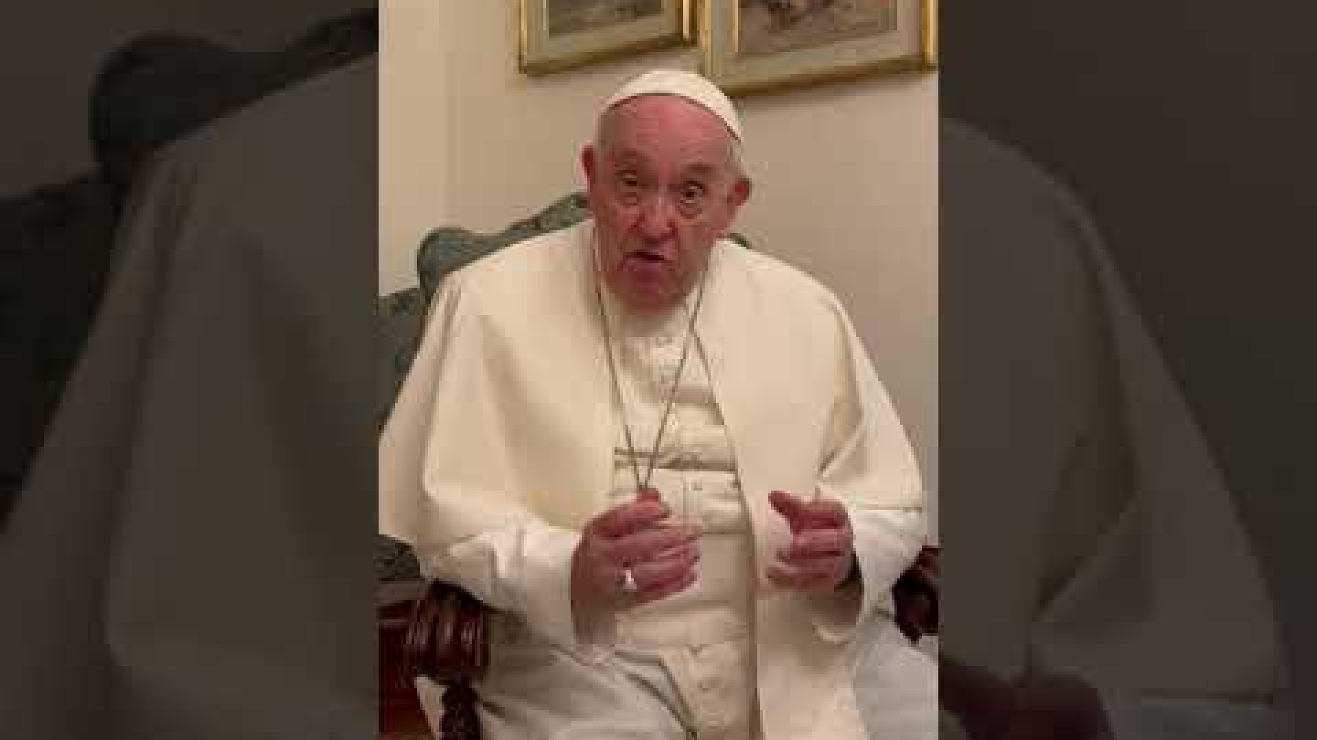 Il Papa: «Vicino all’Ucraina. Andate avanti. La speranza non delude»