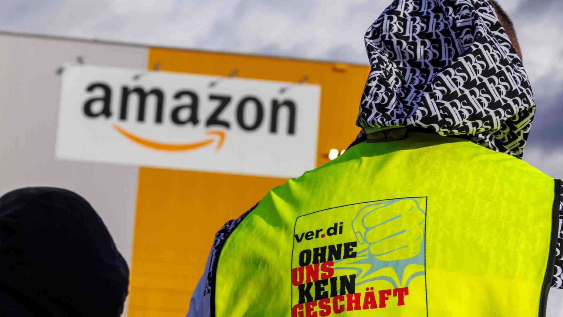 Black Friday di scioperi contro Amazon