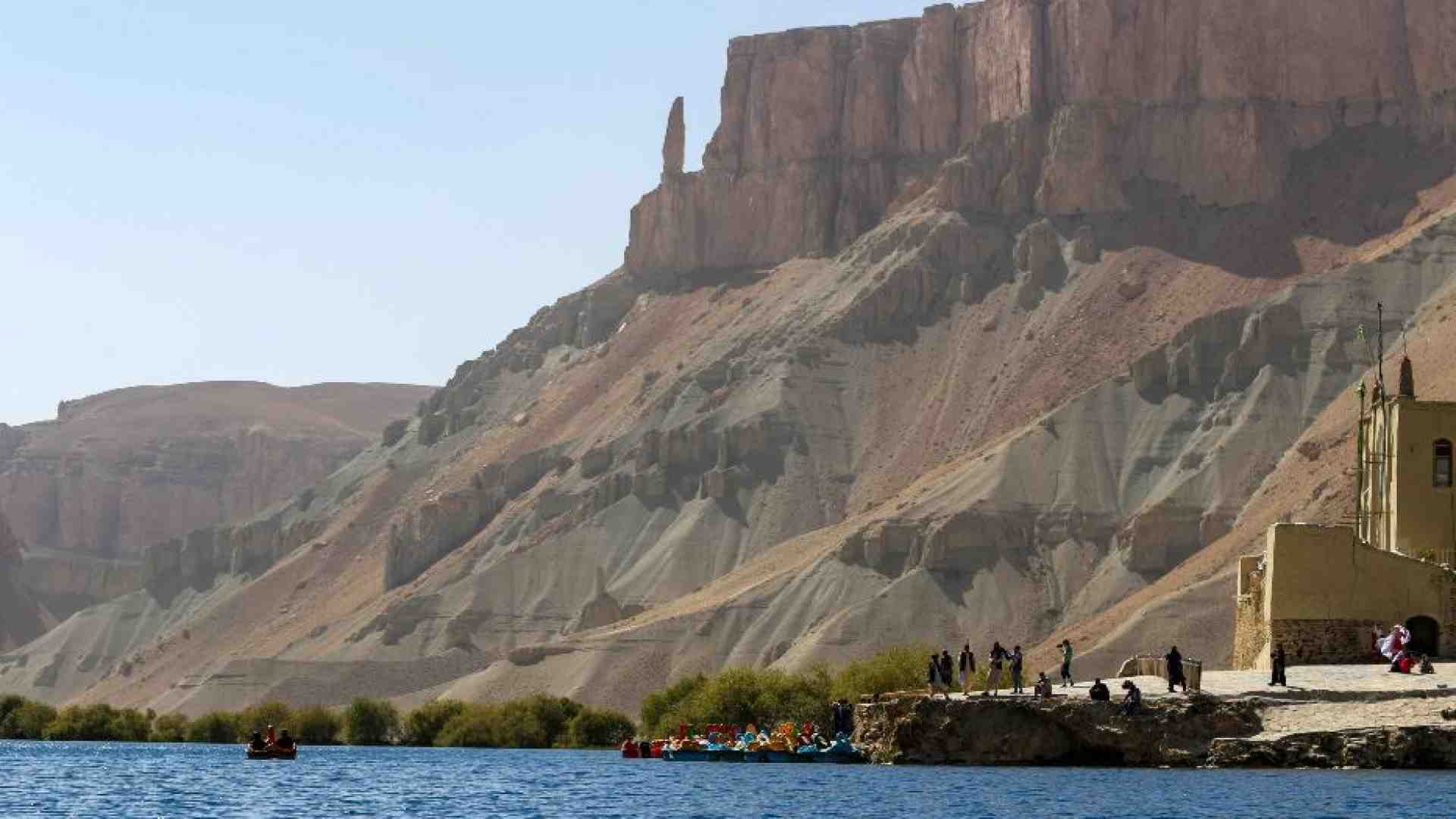 L'Afghanistan dei taleban si riapre al turismo, tra rischi e dubbi etici