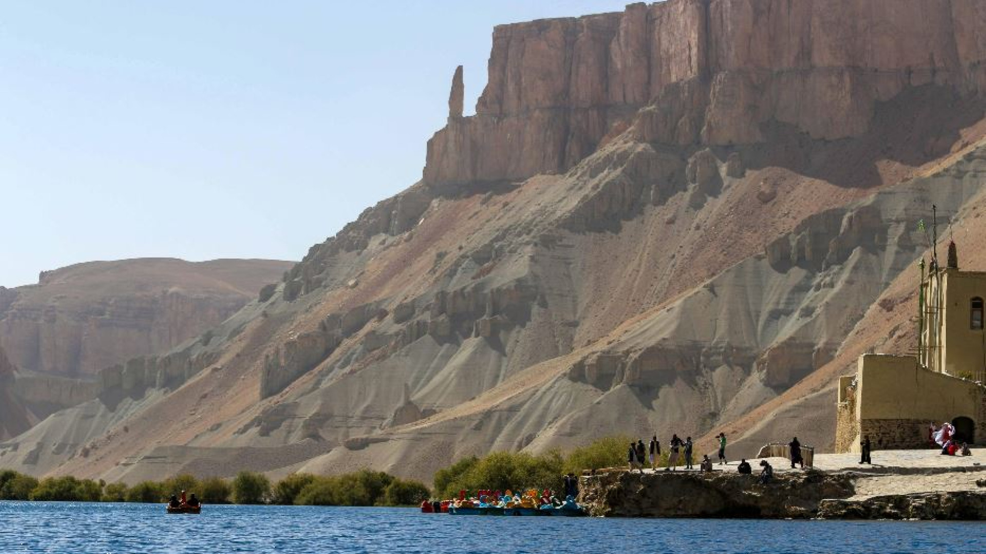 L'Afghanistan dei taleban si riapre al turismo, tra rischi e dubbi etici