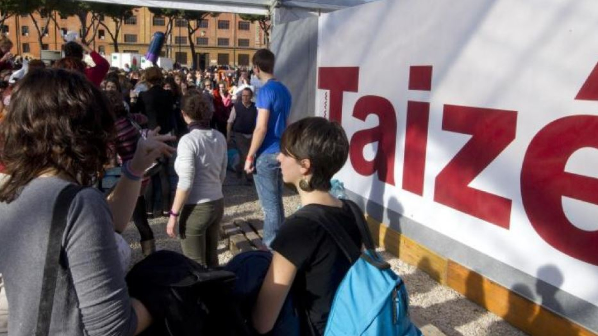 Invasa da migliaia di ragazzi europei, Lubiana accoglie i "pellegrini" di Taizé