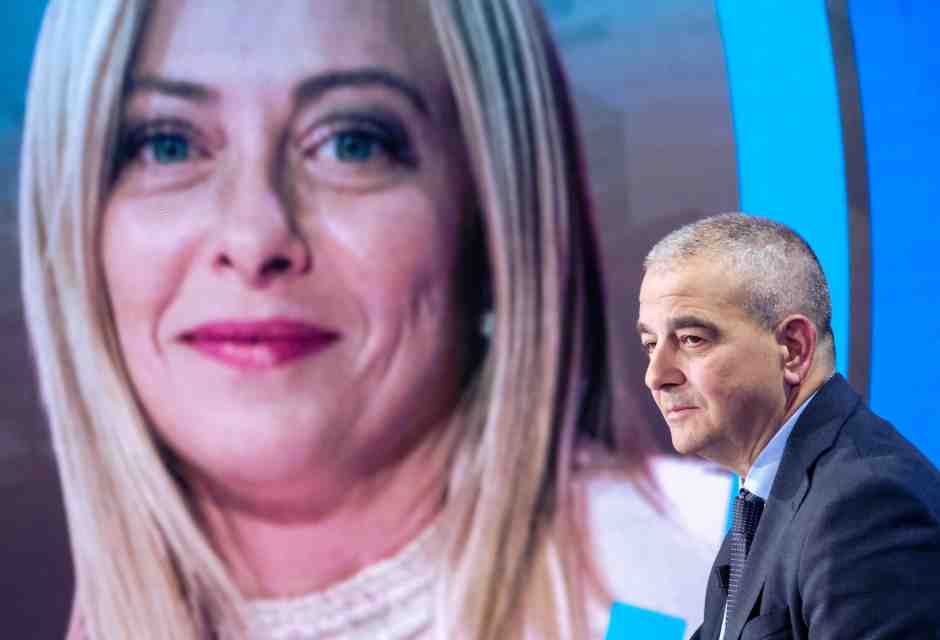 Il problema di Meloni non è la stupidità di Pozzolo, ma la furbizia del Fazzo