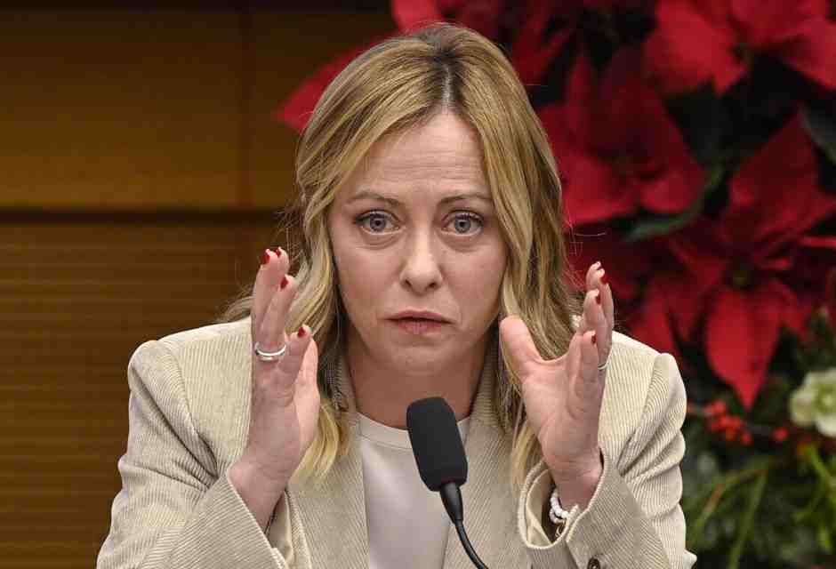 L'annuncio di Meloni dopo gli spari di Capodanno: "Pozzolo sarà sospeso da FdI"