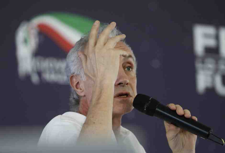 Mediaset si apre a Travaglio. Cade il veto anti Fatto Quotidiano