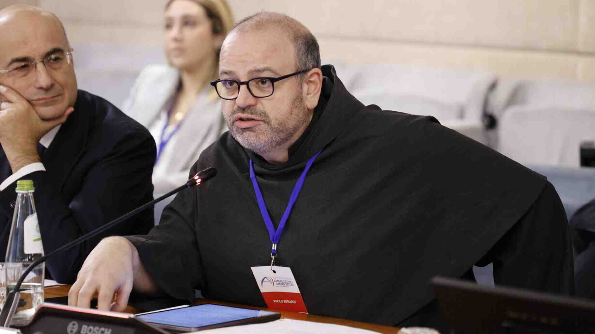 Padre Benanti prende il posto di Amato alla guida della commissione sull'IA