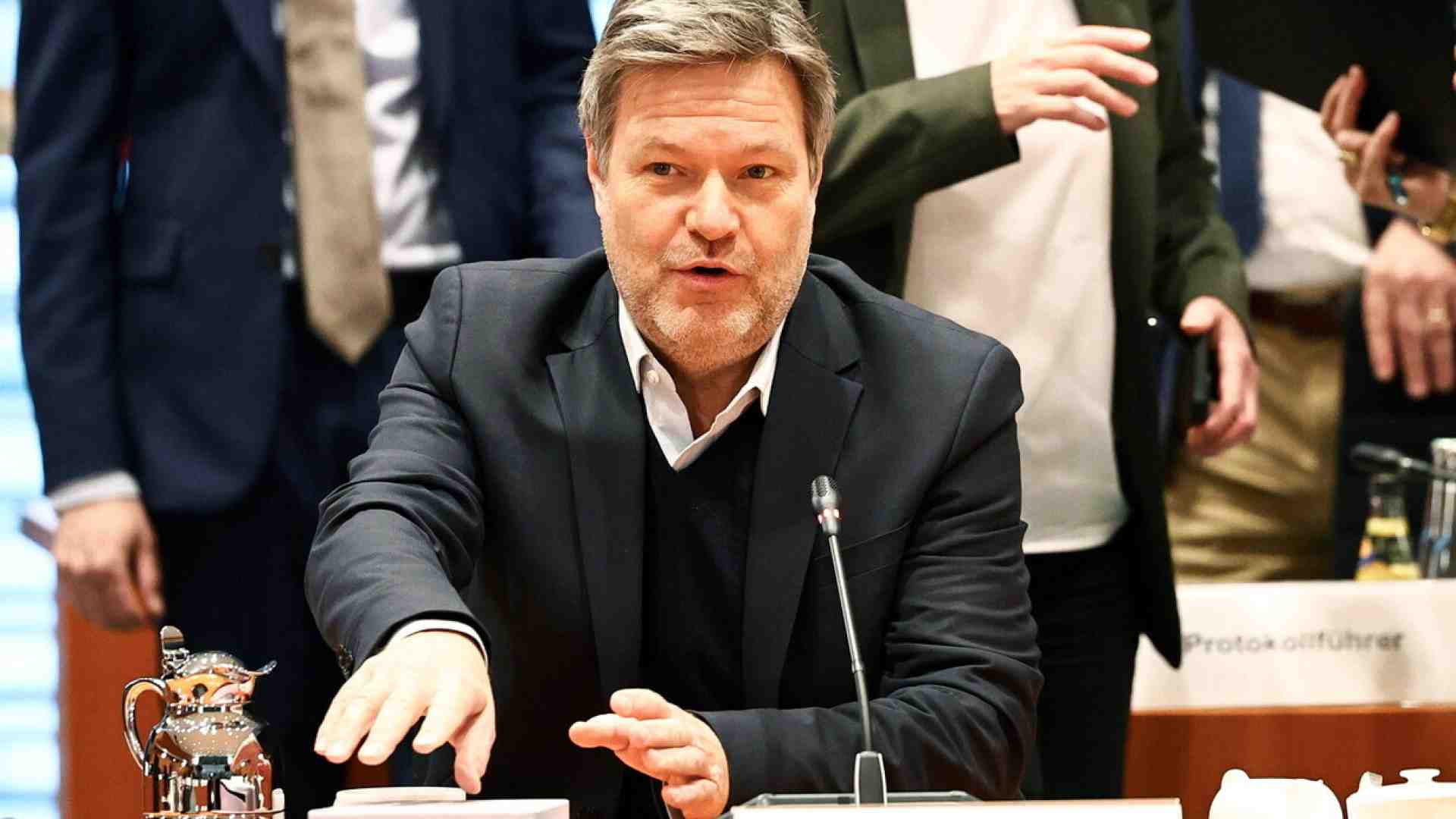 Le proteste dei contadini tedeschi contro il vicecancelliere Habeck