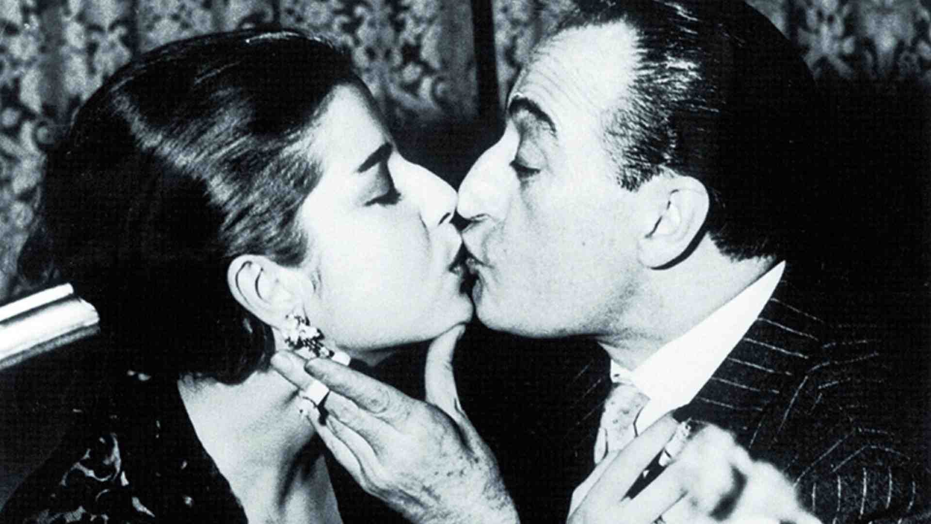 Napoli canta malafemmena. Patriarcato? Sì, ma anche le matriarche non scherzavano