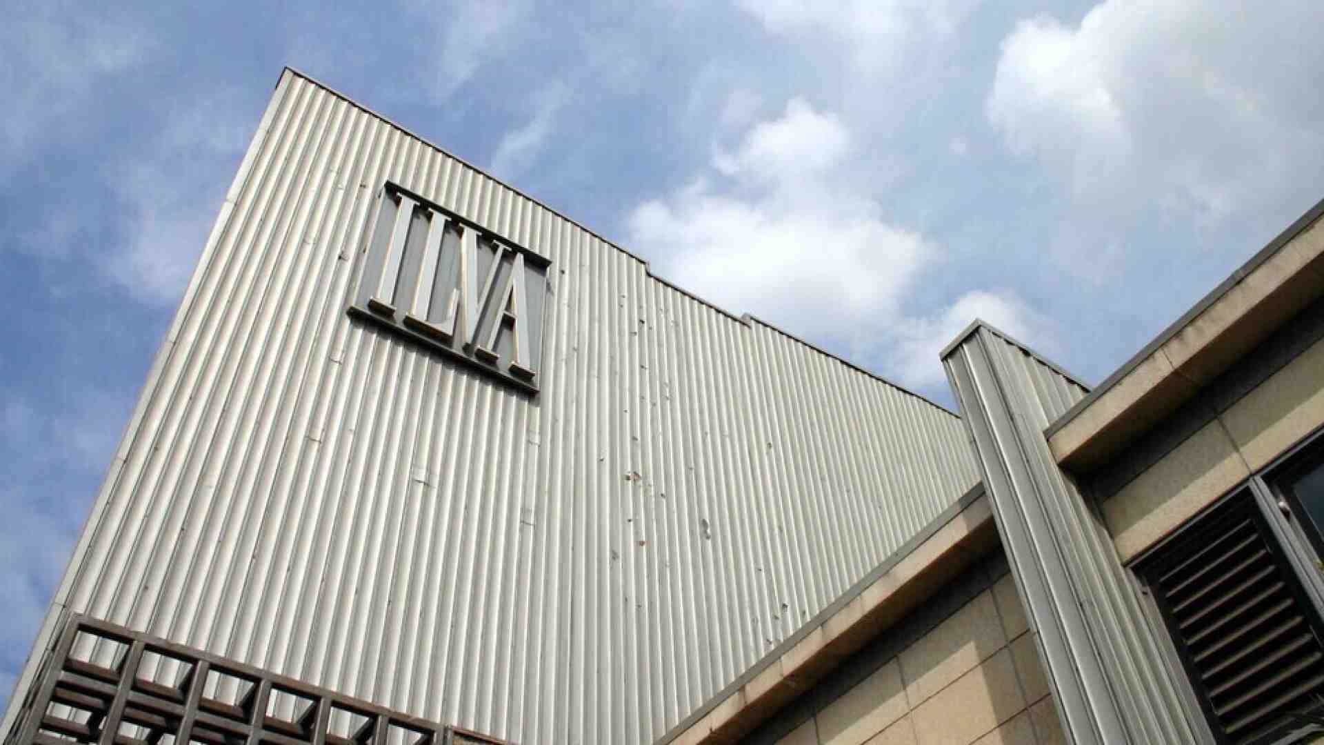 Sceneggiata Ilva: ora il governo vuole fare causa a Mittal