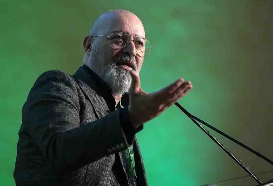 Bonaccini a Schlein: "Una candidatura ovunque alle Europee non serve"