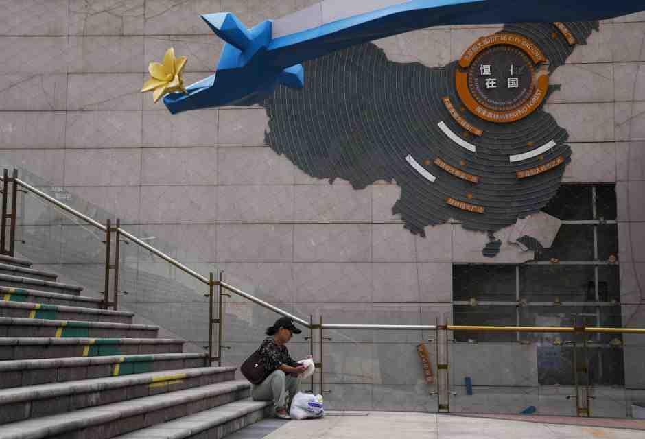 Crolla ancora Evergrande, altri arresti. Ma in Cina il problema è il metodo Xi