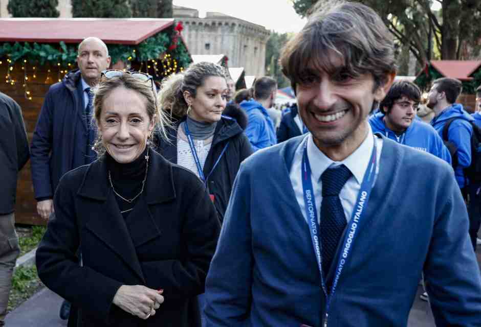 Altro che apertura liberale: FdI fa i congressi (quasi) solo dove ha già deciso chi deve vincere