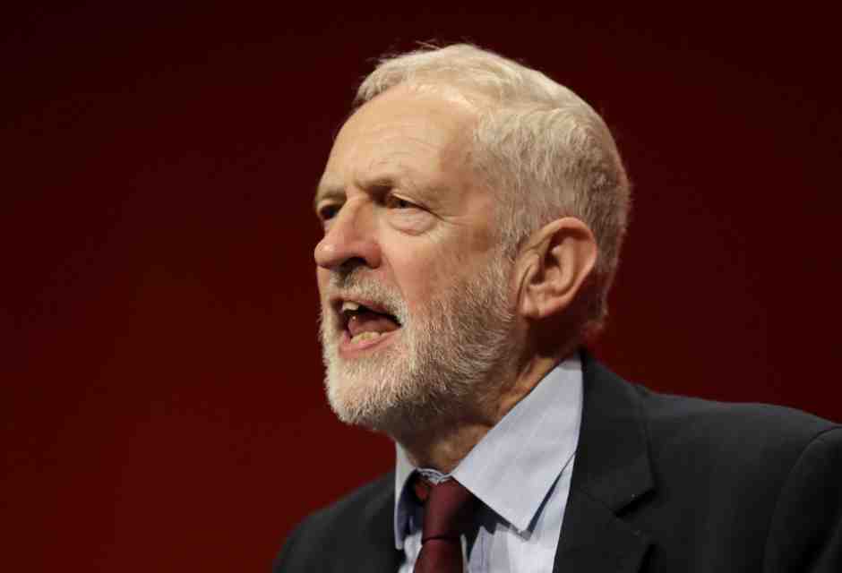 Corbyn sogna un partito che affossi Starmer e le sinistre pro Ucraina e Israele