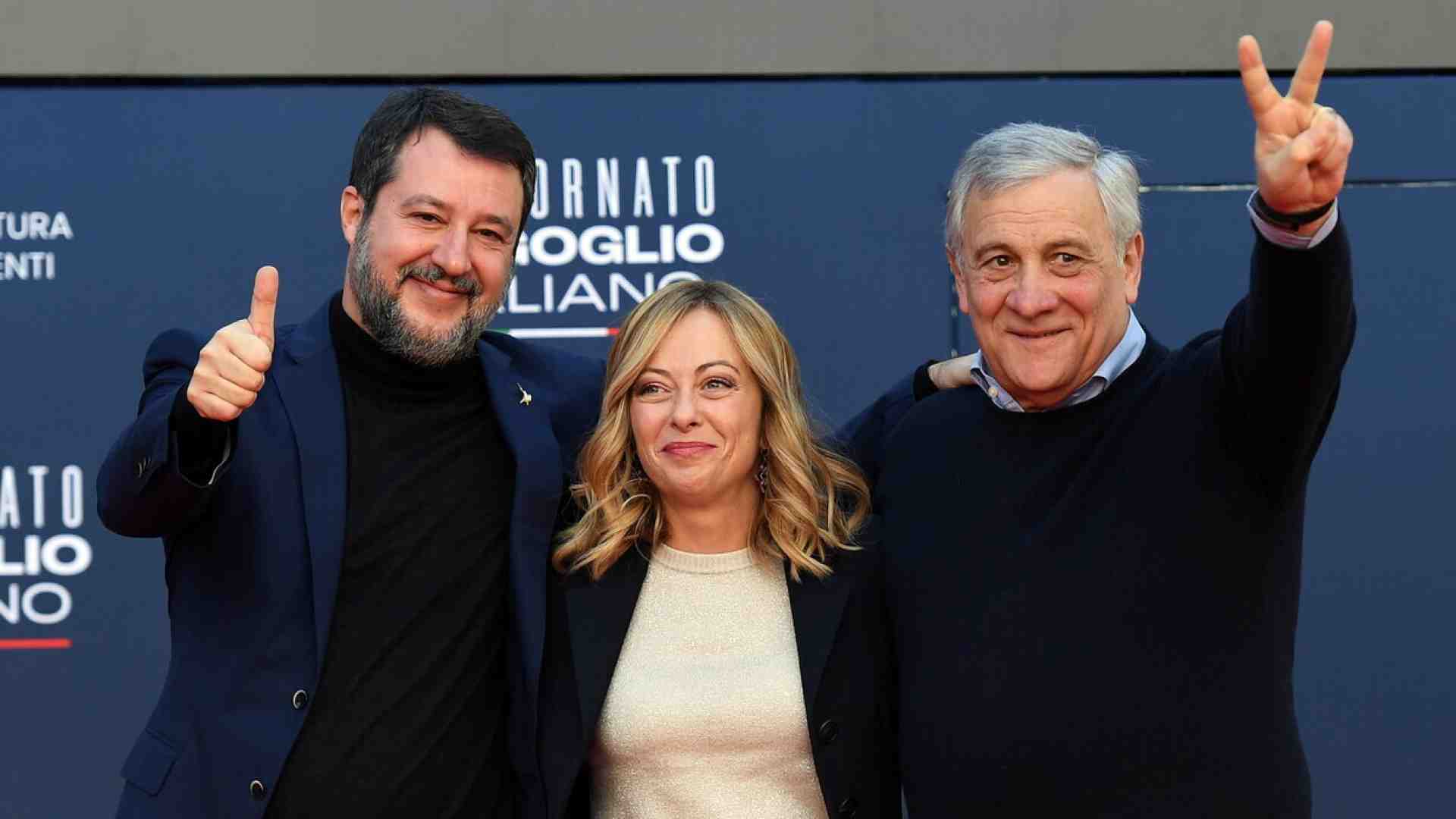 Vertice di Meloni, Salvini e Tajani a Palazzo Chigi: al centro le Regionali