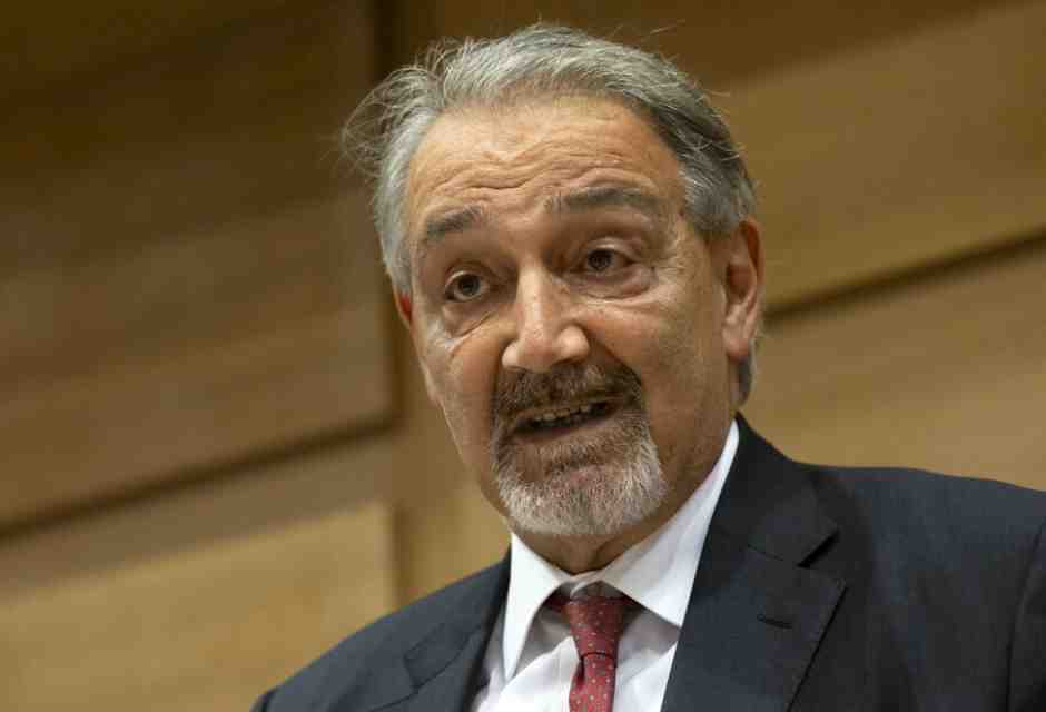 Il fantasma di Acca Larentia si aggira sul governatore del Lazio Francesco Rocca