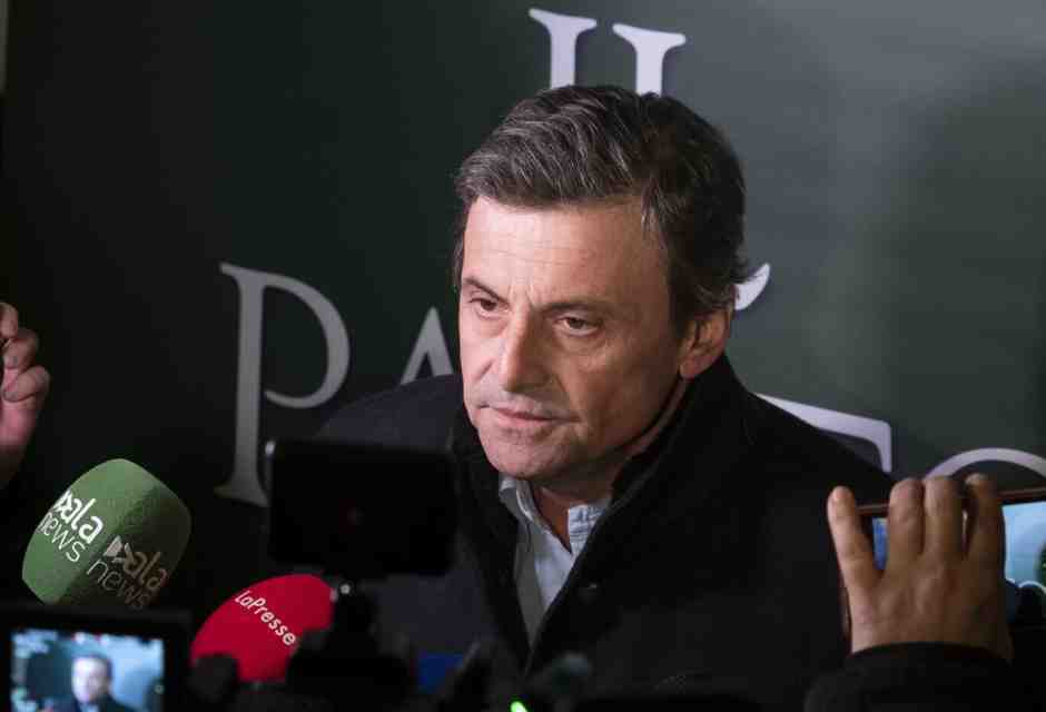 “L’Ilva chiuderà, è un lento suicidio annunciato”. Parla Calenda