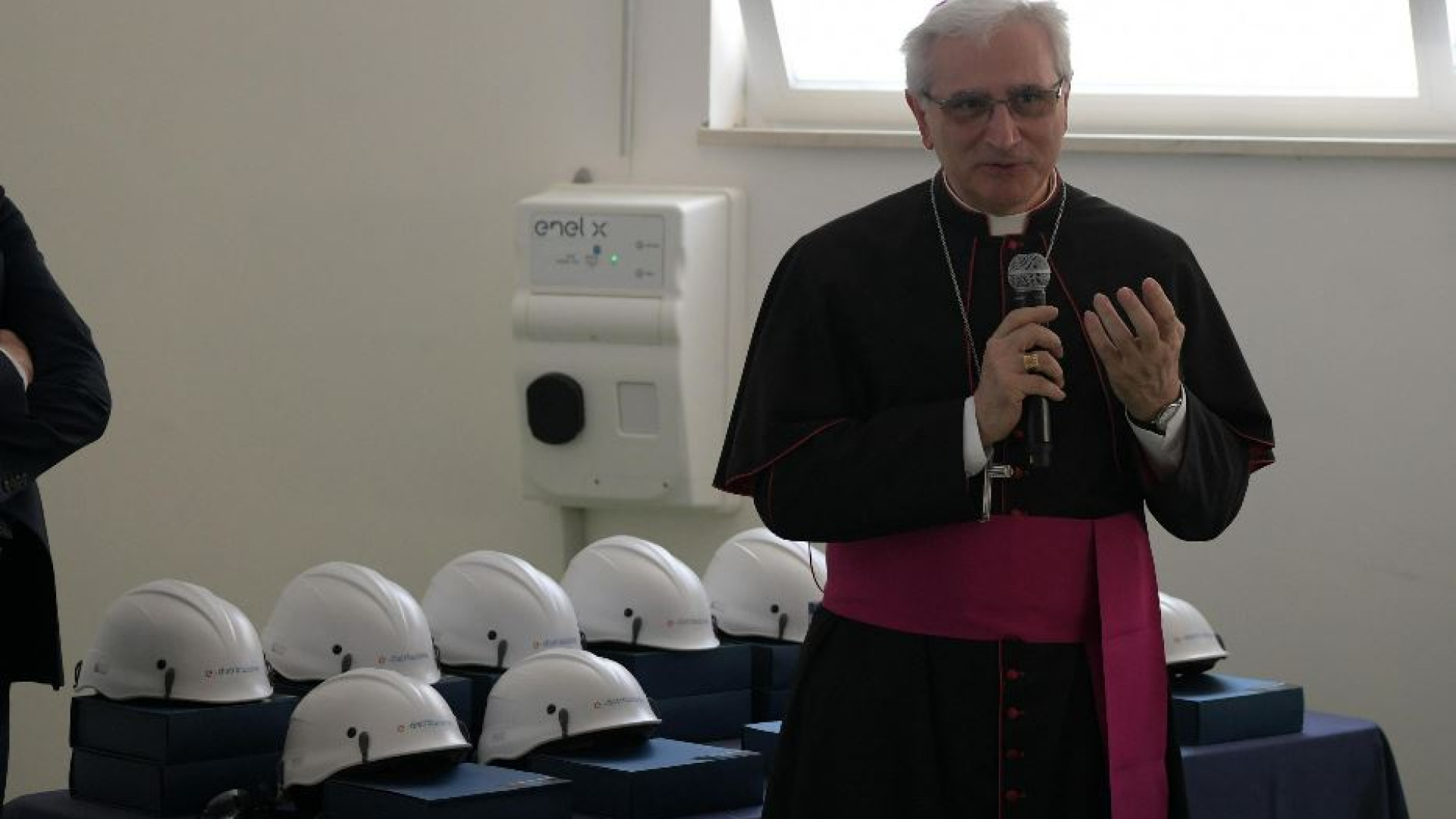 Il vescovo Miniero: «Servono risposte. Taranto merita una transizione giusta»