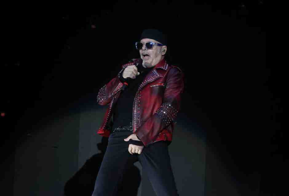 Scoprire per caso davanti a uno schermo che c’è un po’ di Vasco Rossi in noi