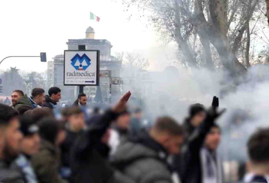 Più che dal fascista oggi tocca guardarsi dal fascistibile, di destra e di sinistra