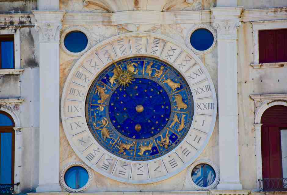 Ecco l’oroscopo 2024 per architetti