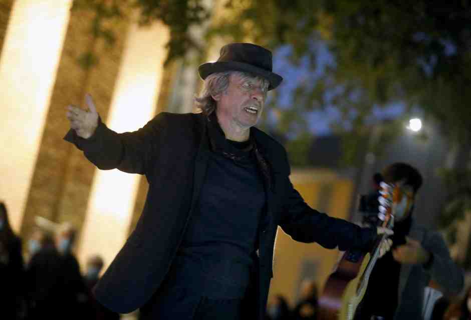 Quando mi sono intrufolato a uno spettacolo di Paolo Rossi