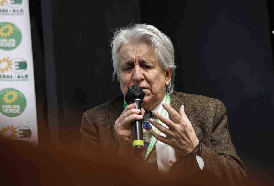 “È indecente e immorale contrapporre ai morti di destra quelli di sinistra”. Parla Luigi Manconi