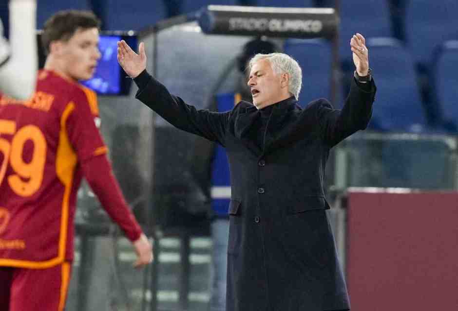 Da due stagioni la Roma di Mourinho sembra giocare sempre la stessa identica partita