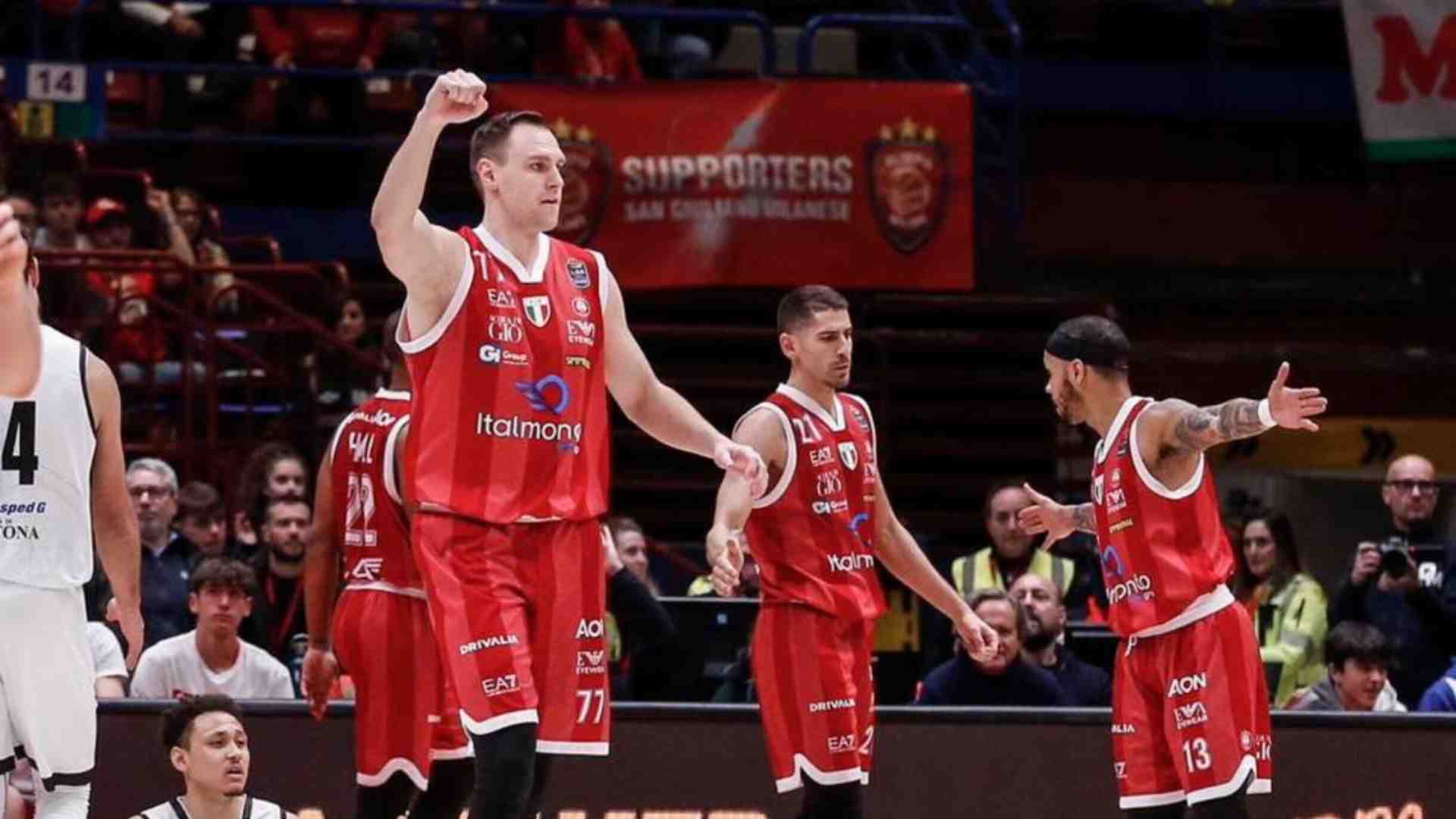 L’Olimpia Milano ritrova la Simmenthal per rinverdire il mito delle scarpette rosse