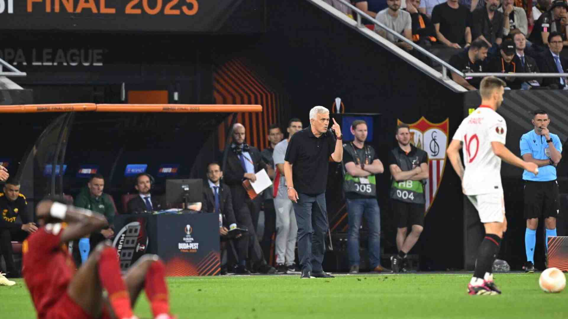 La finale di Europa League tra Siviglia e Roma è stato l'inizio del tracollo per entrambe