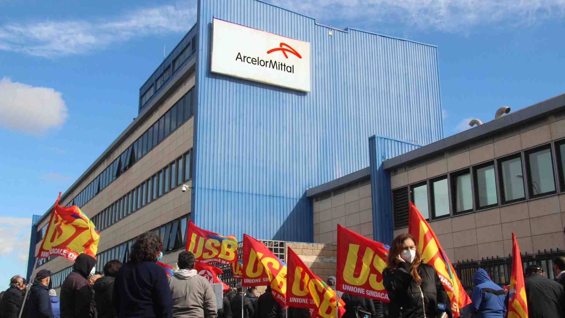 Perché l’Italia non è un paese per grandi imprese private