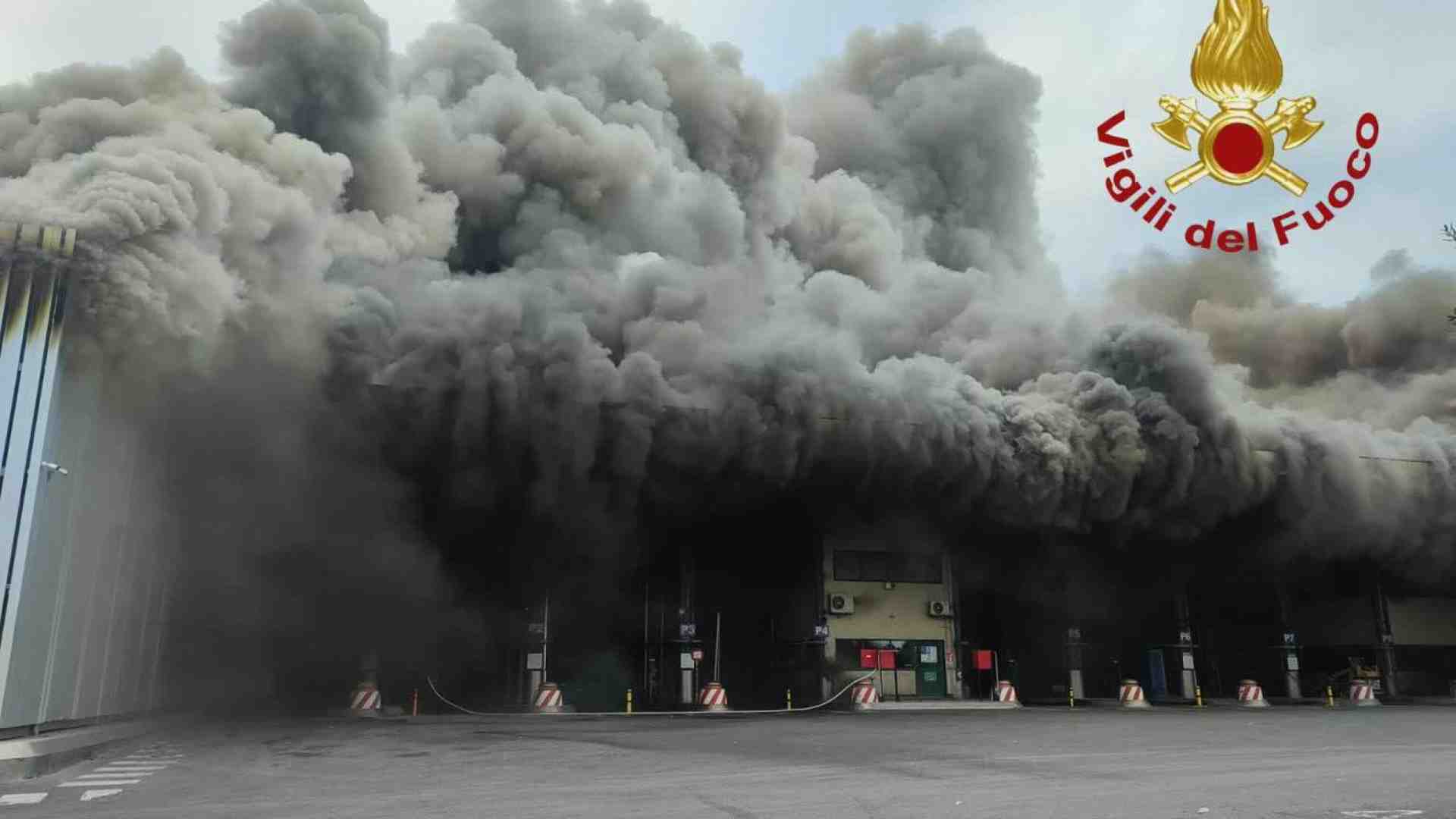 Il cattivo romanzo su Malagrotta s’è trasformato in tragedia comica