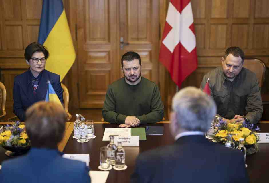 A Davos Zelensky ricorda che i conflitti “congelati” sono persi