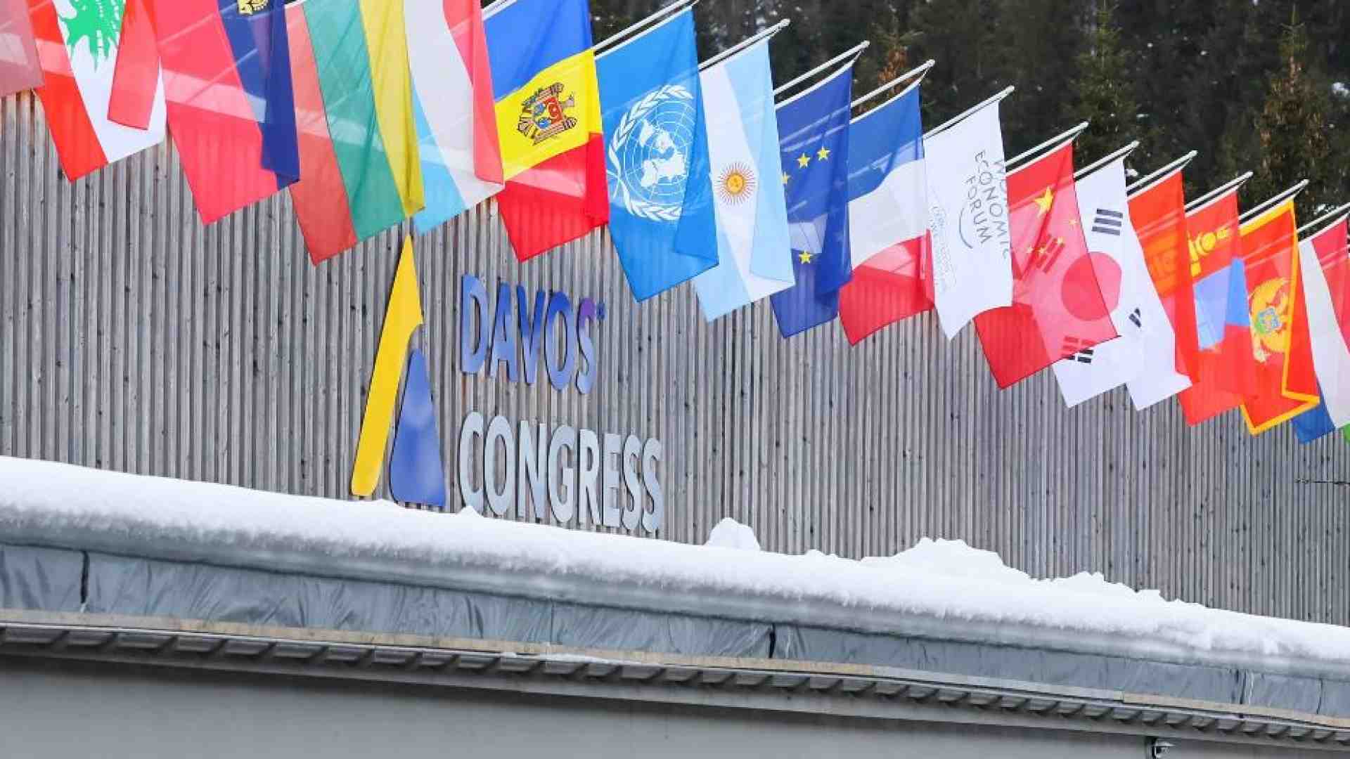 I miliardari: «Tassateci, la ricchezza estrema minaccia la democrazia»