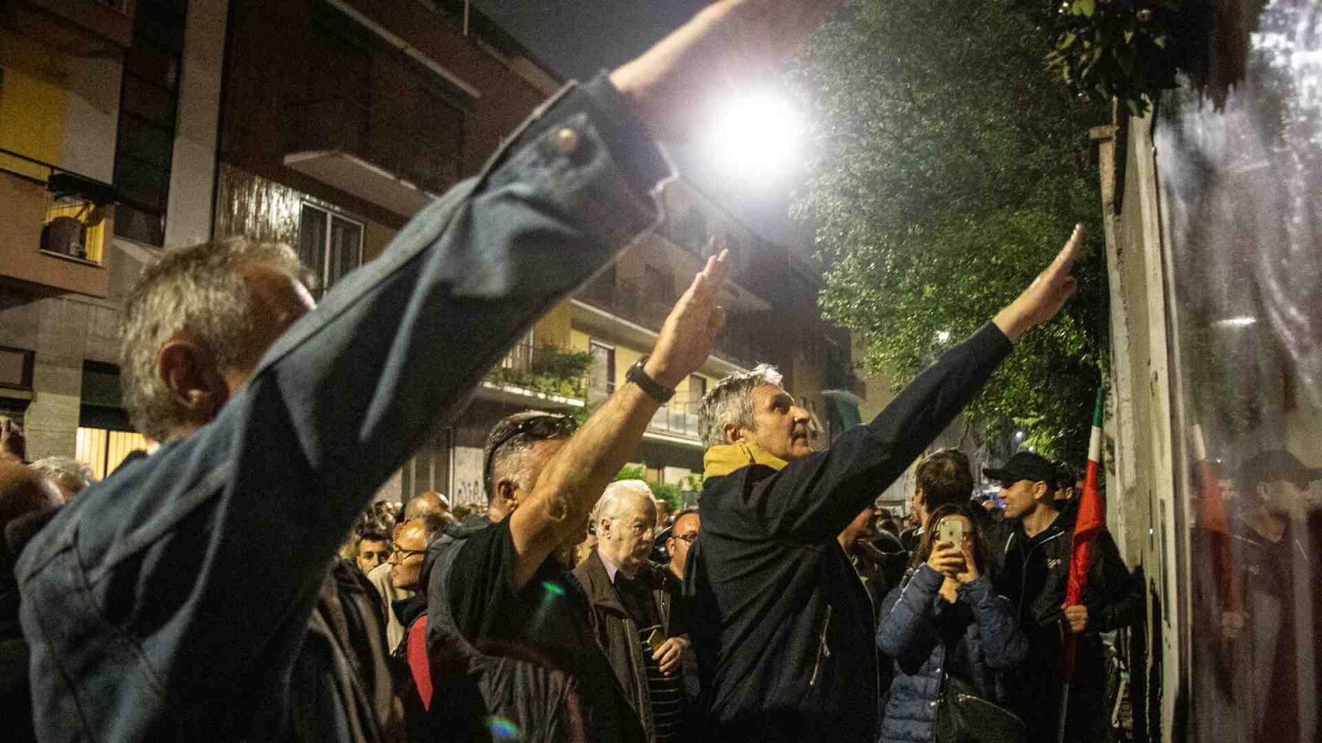 Fausto e Iaio, Ramelli, i simboli