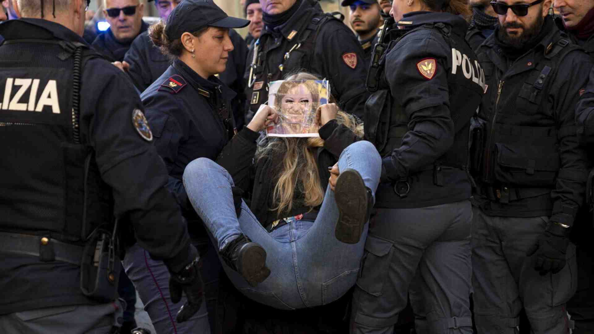 Ultima generazione e panpenalisti, autodenunciateli tutti