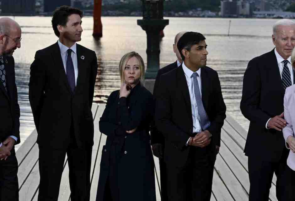 Il G7 last minute di Meloni: sito ancora offline e lista degli invitati da fare