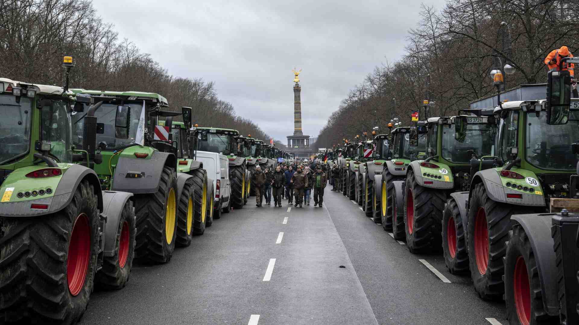 Il  sostegno europeo a Kyiv  è “incrollabile”, fino a  quando non entrano in gioco gli agricoltori