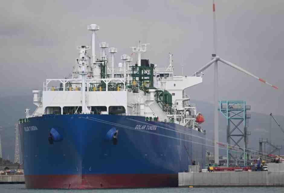 Il Tar del Lazio bastona il comune di Piombino sul rigassificatore