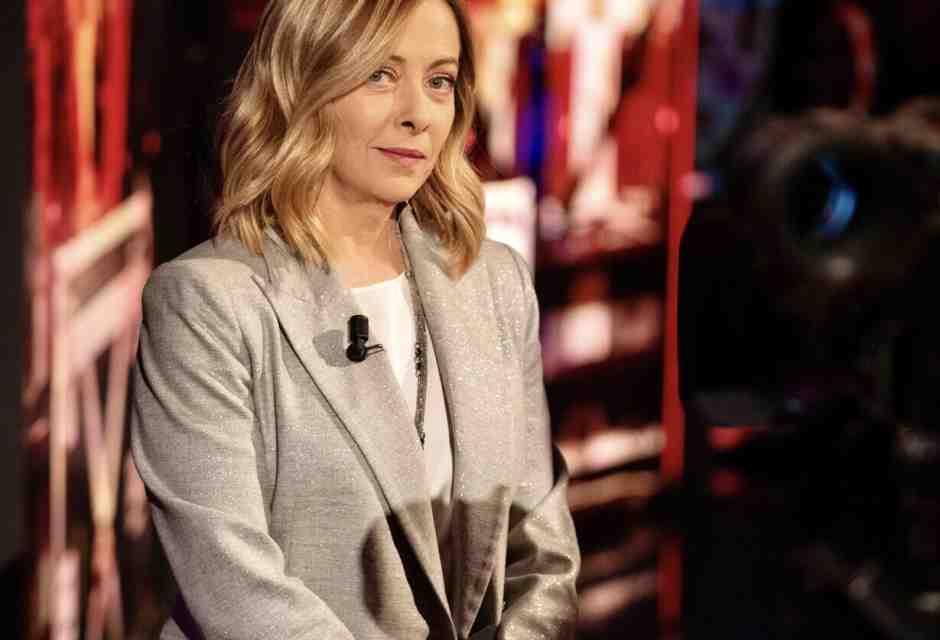 Meloni vs Stellantis. La tattica elettorale della premier