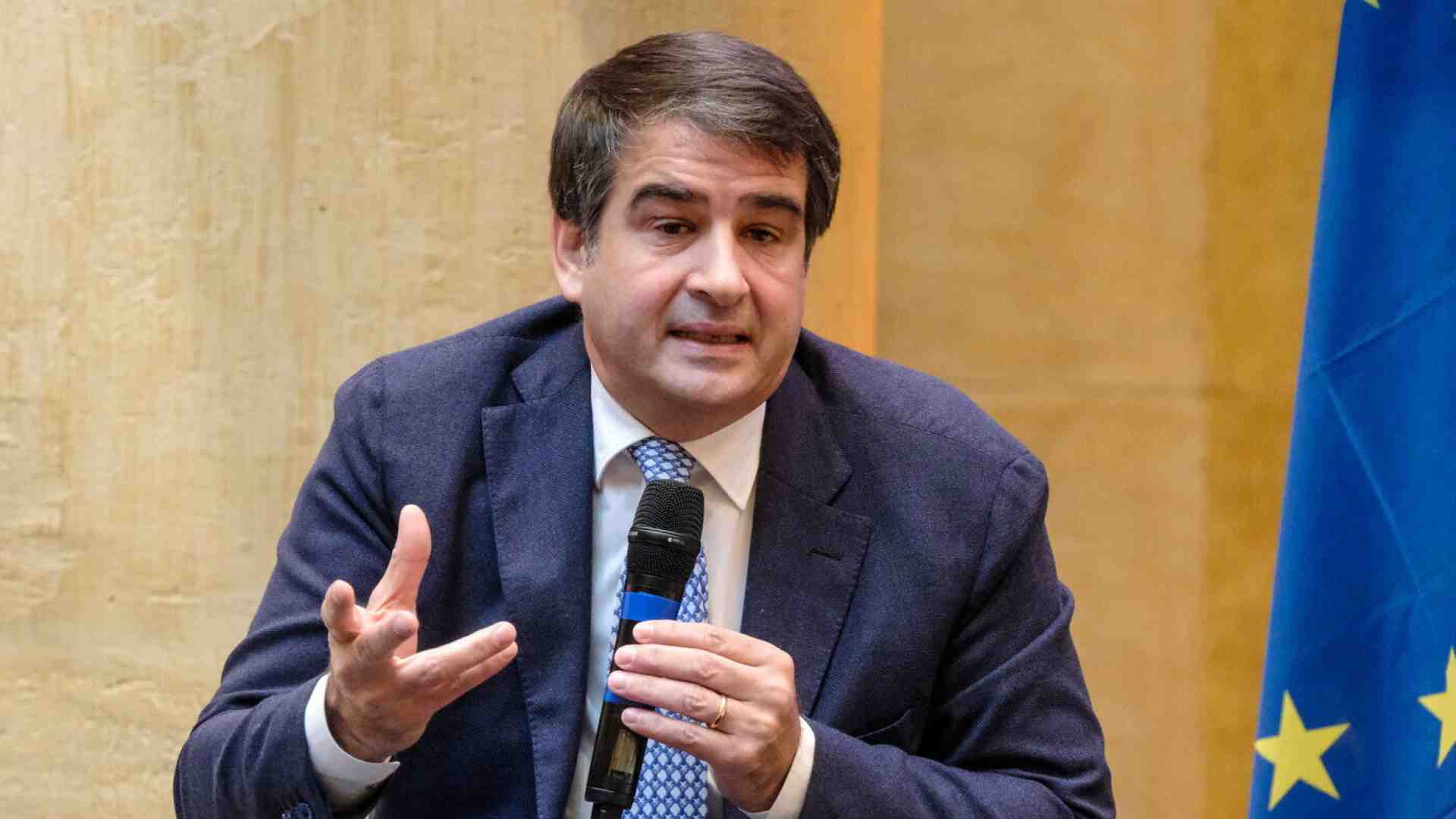 I comuni hanno 24 miliardi di ragioni per essere delusi da Fitto