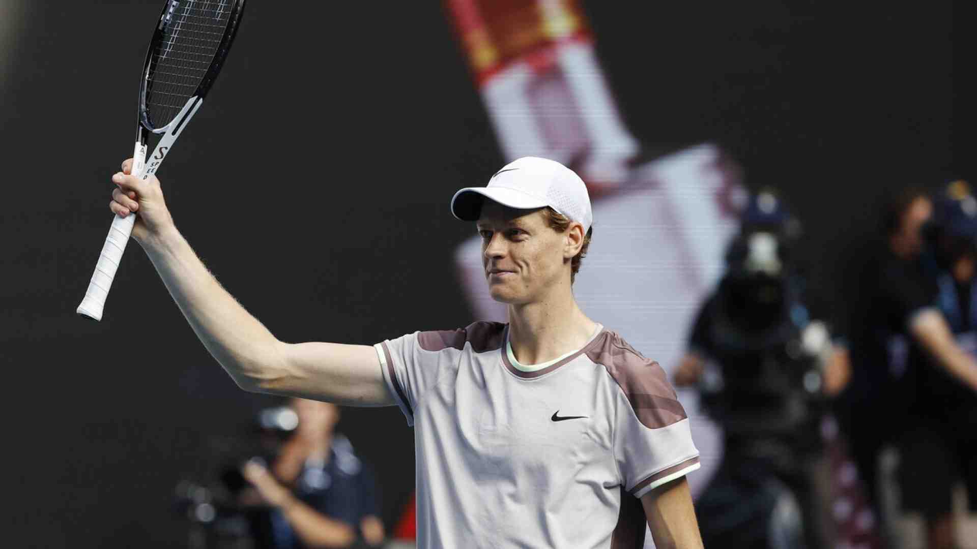 Jannik Sinner: Campione Autorevole dalle Parole Semplici