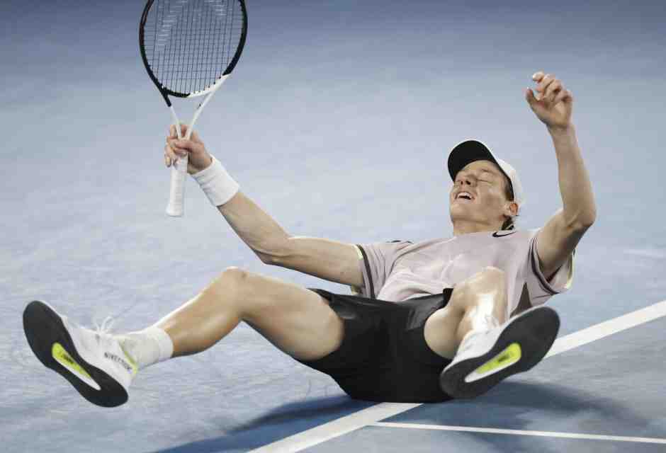 Straordinario Sinner. Batte Medvedev al quinto set e vince gli Australian Open