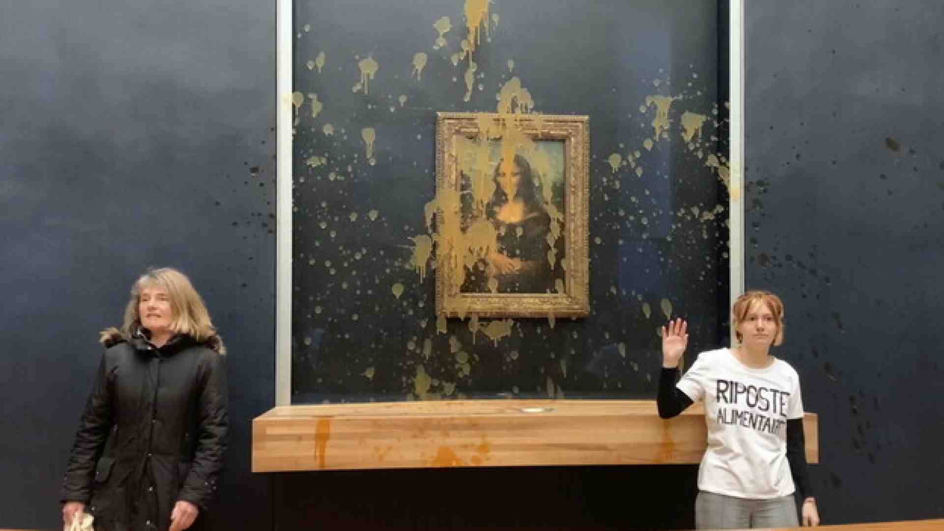 Il cortocircuito della zuppa sulla Gioconda: gli ambientalisti si schierano coi trattori (e il gasolio)