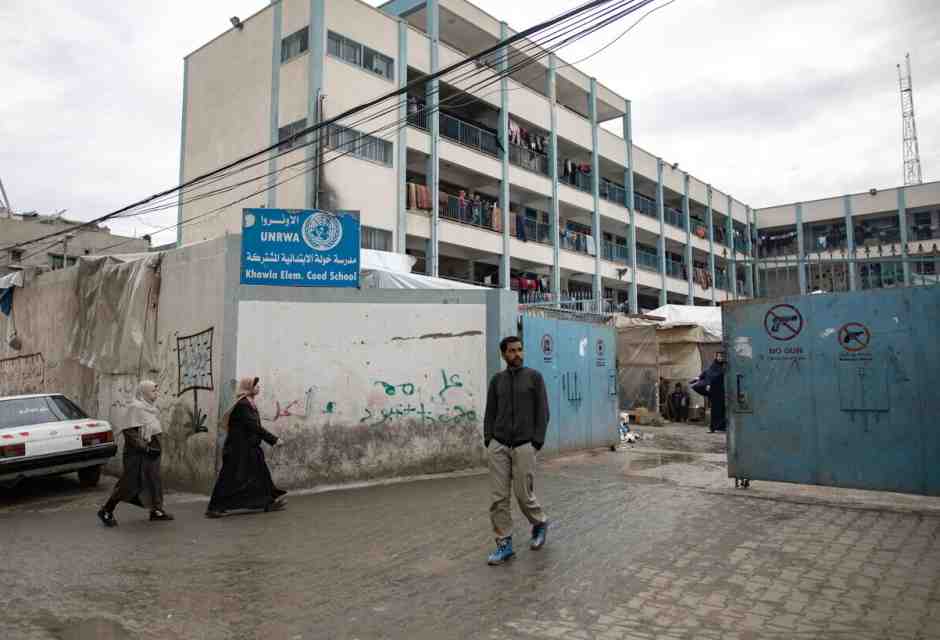 Ecco che spuntono i grafomani con la solita mediocrità di sempre