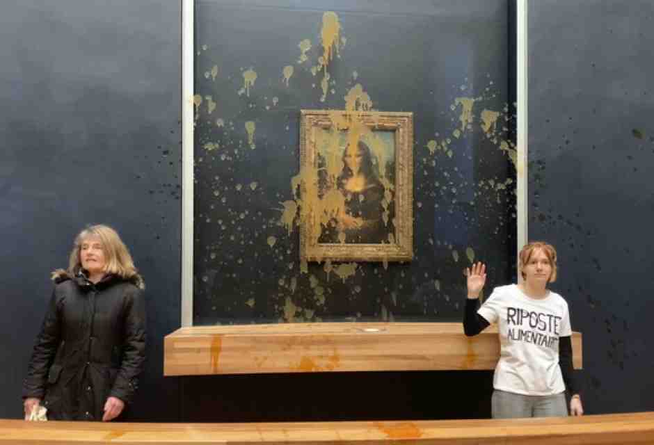 Il cortocircuito della zuppa sulla Gioconda: gli ambientalisti si schierano coi trattori (e il gasolio)