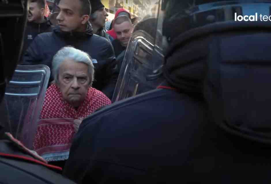 Il video del carabiniere che dice: "Mattarella non è il mio presidente"