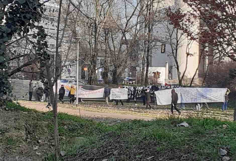 Da FdI a Verdi e antagonisti, tutti insieme contro Lepore. A Bologna il cortocircuito è green