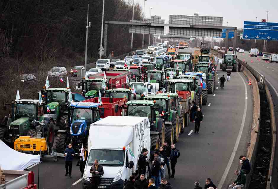 Agricoltori 3 - Ue 0: il Mercosur in pausa per placare la collera rurale
